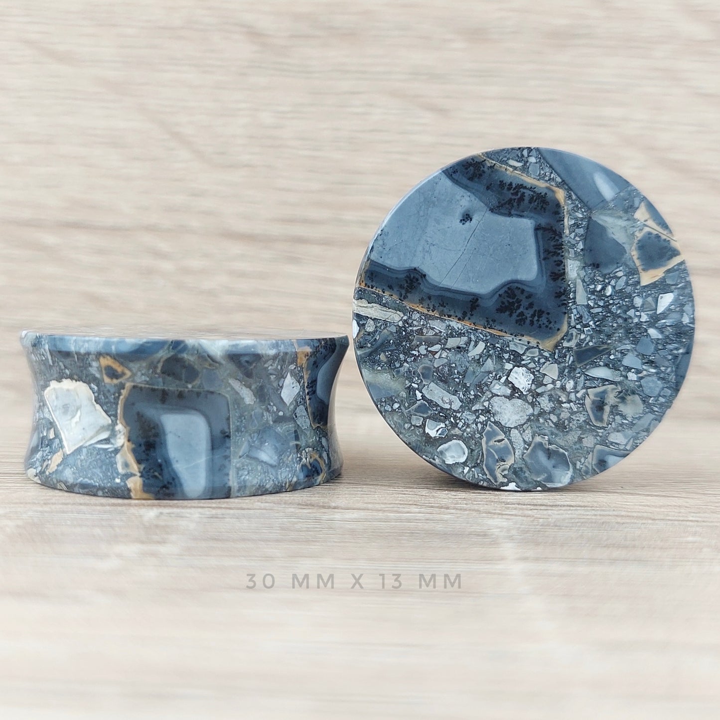 1 3/16” / 30mm Dendritic Maligano Jasper