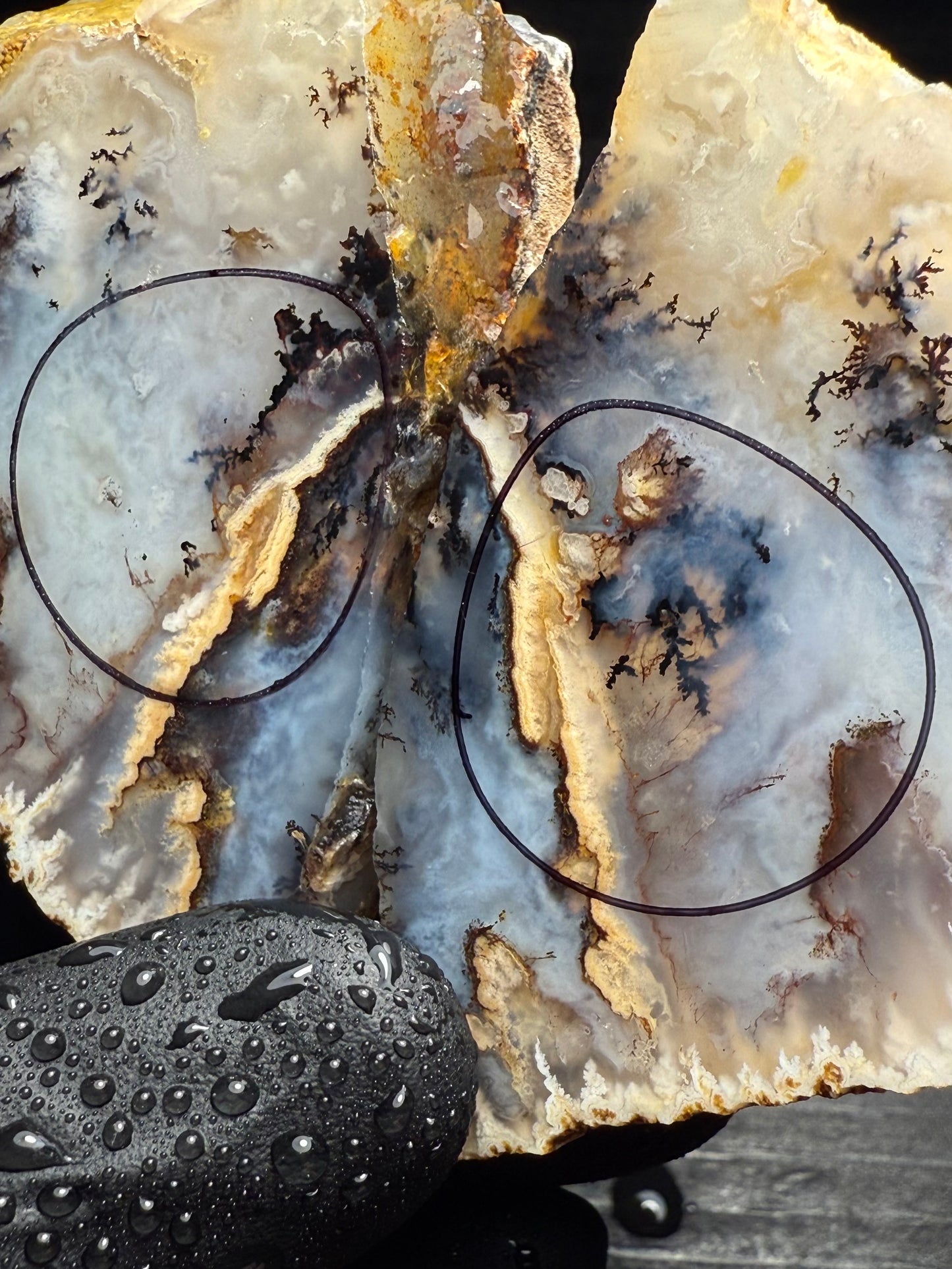 19-26mm Dendritic Graveyard Point Plume Agate