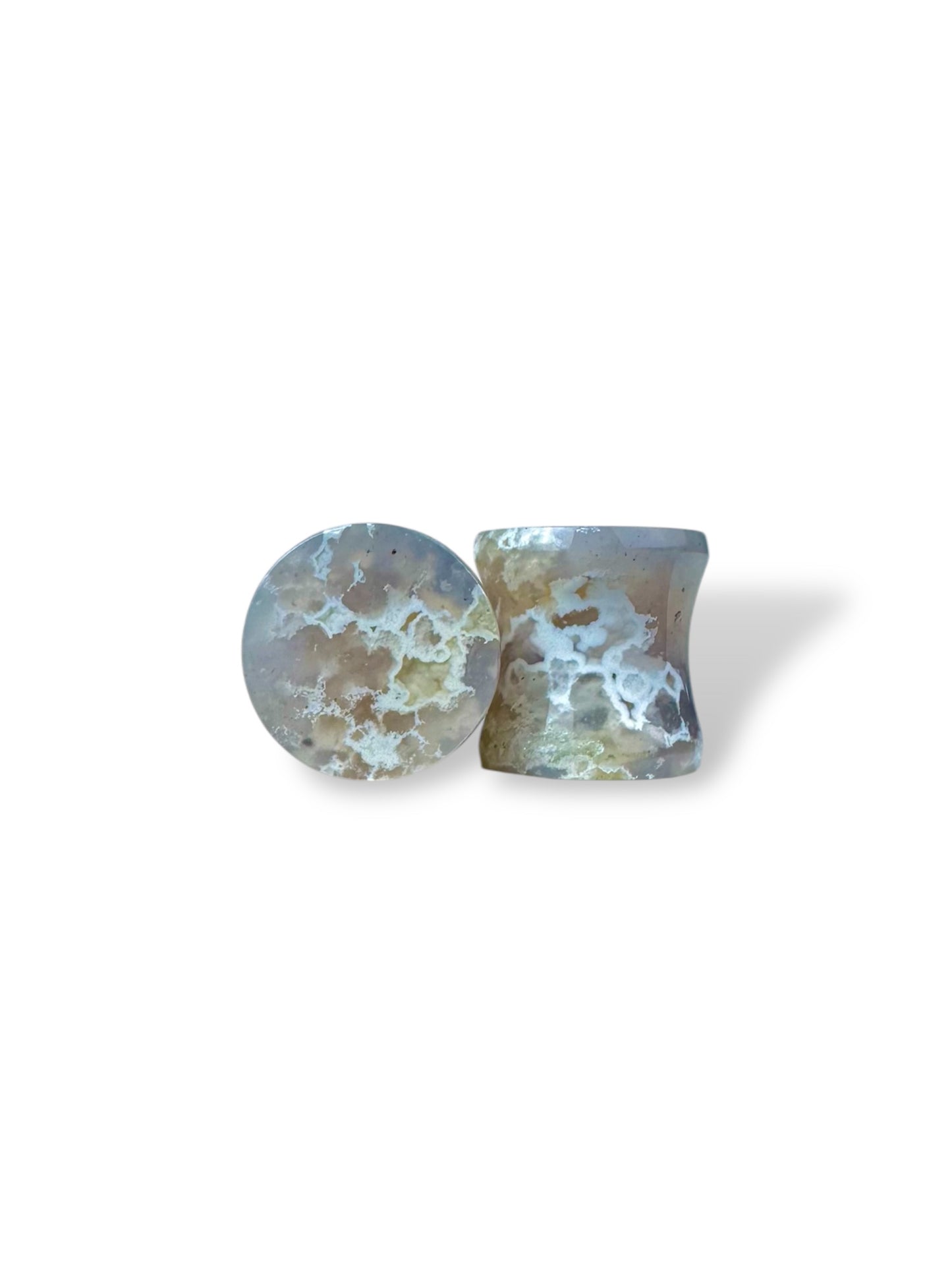 Large 00g / 10mm Pacific Plume Agate